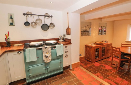 Hayfield Cottage | THE OLD COBBLERS, pet friendly, character holiday cottage in Hayfield