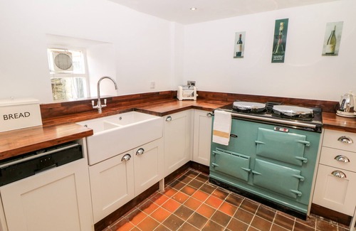 Hayfield Cottage | THE OLD COBBLERS, pet friendly, character holiday cottage in Hayfield