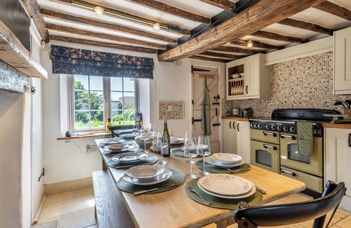 Walcott Apartment | The Old Cottage and Field View Annex