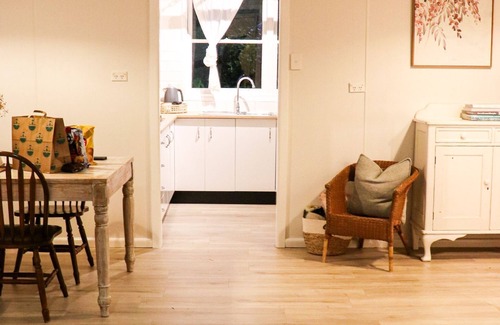 Tomerong Cottage | The Old Cottage - Country Couples Retreat