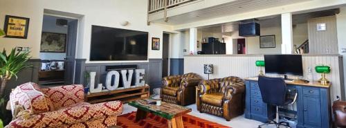 Bangor House | The Old Court House & Jail