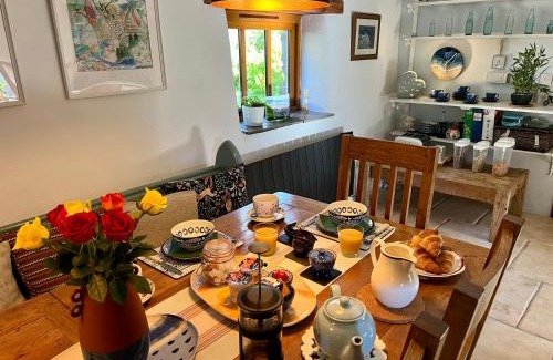 Pembroke Bed & Breakfast | The Old Cowshed - Home Stay B and B