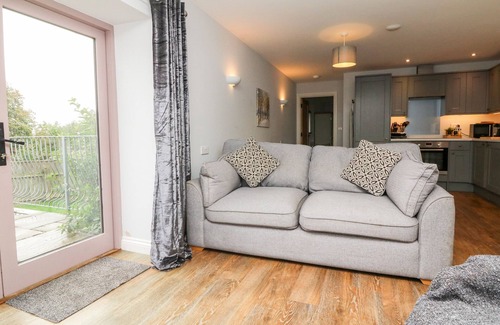 Lifton Cottage | THE OLD COWSHED, pet friendly, character holiday cottage in Lifton