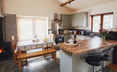Monmouth House | The Old Dairy - Boutique Countryside Cottage at Harrys Cottages