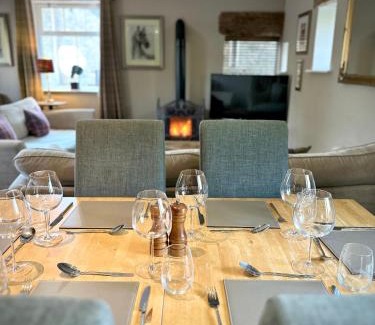 Foolow House | The Old Dairy - Brosterfield Farm