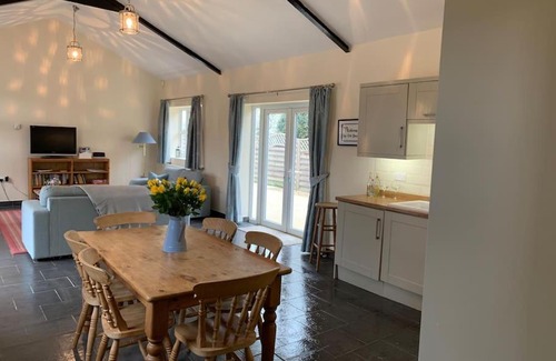 Willesborough House | The Old Dairy
