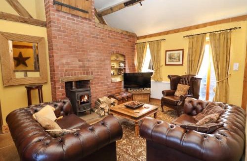 Eaton Mascott House | The Old Dairy