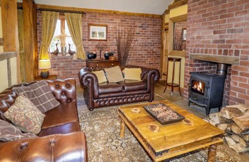 Eaton Mascott House | The Old Dairy