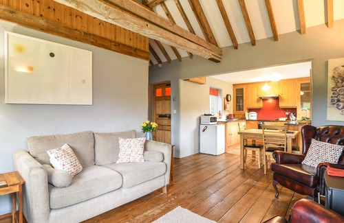Bridport Cottage | THE OLD DAIRY, pet friendly, character holiday cottage in Charmouth