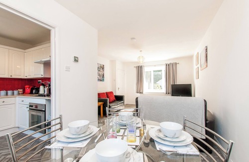 Ramsgate House | The Old Dairy with Parking - Dog Friendly