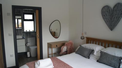 Brazzacott Apartment | The Old Egg Shed