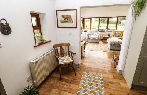Narberth House | The Old Farm Shop
