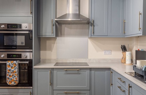 Ganton Cottage | The Old Farm Shop - a holiday cottage that sleeps 6 guests in 3 bedrooms
