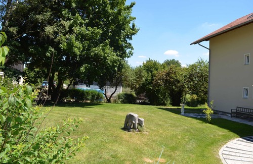 Edling Apartment | The Old Farmhouse
