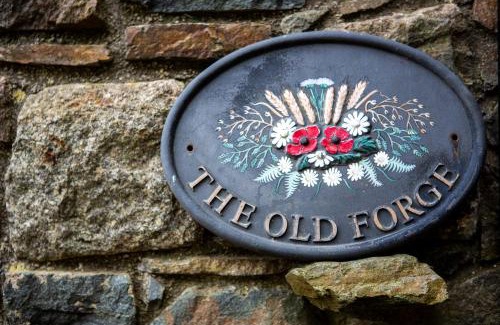Brecqhou Bed & Breakfast | The Old Forge B&B