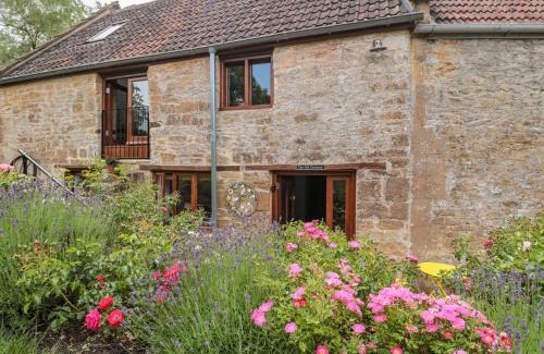 South Perrott House | The Old Granary