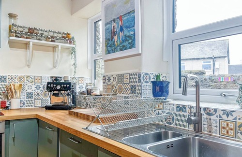 Chapel en le Frith Cottage | The Old Greengrocers