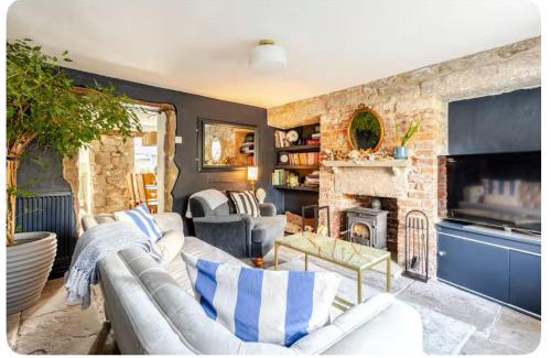 Cromford House | The Old Hat Shop