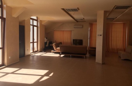 Oryahovo Hotel | The Old House