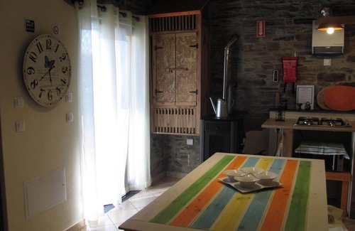 Arganil Cottage | The Old House of the Valley, was built, to rest in the peace of nature.