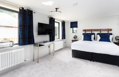 Foss Hotel | The Old Manse of Blair