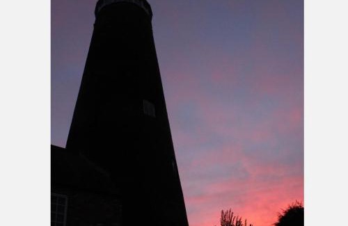 Stoke Ferry House | The Old Mill, 7 storey, dog friendly outdoor pool & bbq