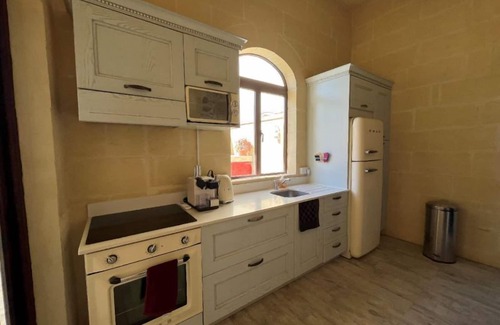 Xaghra Bed & Breakfast | The old Mill