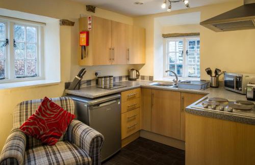 Edale Cabin | The Old Nag's Head