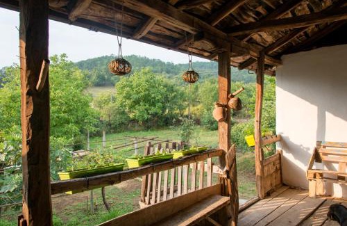 Madzharovo House | The Old Nest
