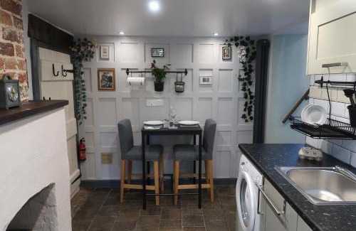 Penley House | The Old Pantry at Hill Farm
