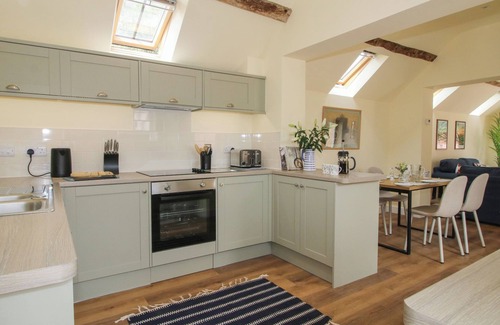 Sutton Maddock Cottage | THE OLD PIGGERY, pet friendly, with a garden in Ironbridge