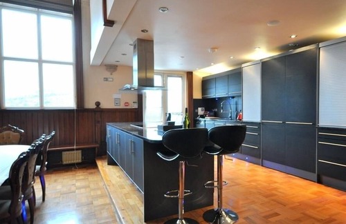 Portland Cottage | THE OLD PORTLAND COURTHOUSE, country holiday cottage in Fortuneswell