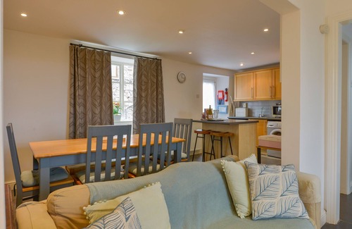 Down Thomas Cottage | THE OLD POST OFFICE, family friendly, with a garden in Down Thomas