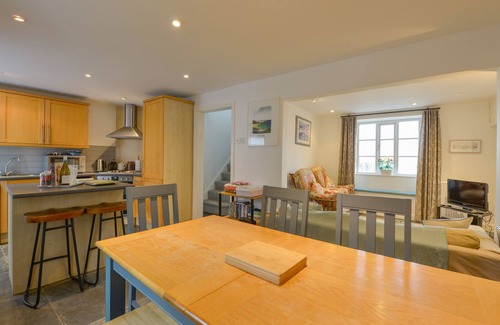 Down Thomas Cottage | THE OLD POST OFFICE, family friendly, with a garden in Down Thomas
