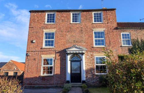 Shipton House | The Old Post Office