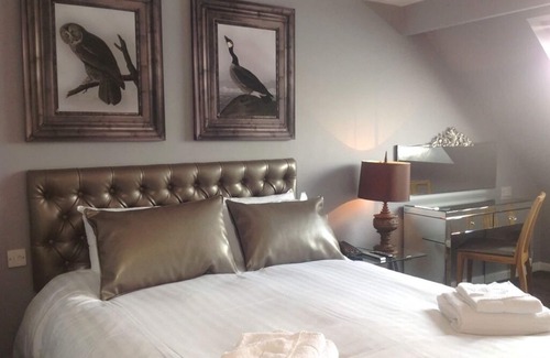 Horseheath Hotel | The Old Red Lion Inn