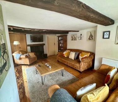 Ollerton House | The Old Ropery at Mill Cottage - Sherwood Forest