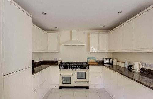 St Neots House | The Old Rose And Crown - St Neots