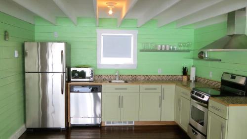 Fogo House | The Old Salt Box Co. - Grandma Lilly's
