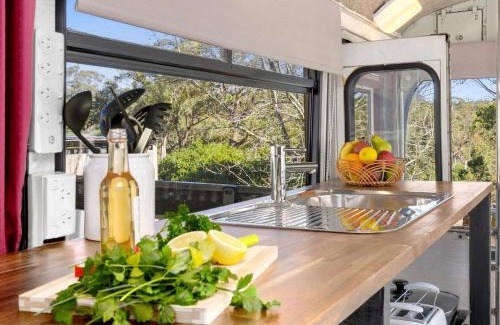 Bilpin House | The Old School Bus