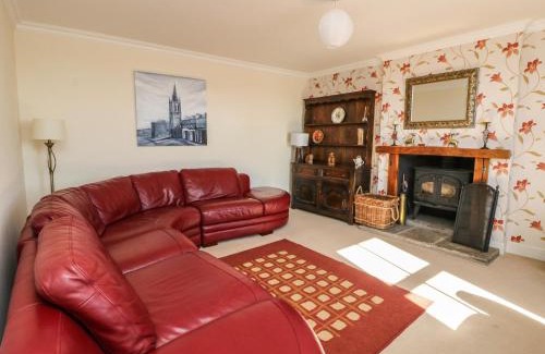 Montrose House | The Old Schoolhouse