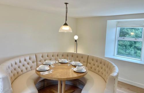 Lairg House | The Old Schoolhouse