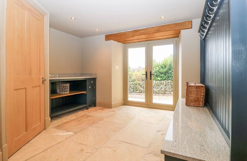 Cowling House | THE OLD SHIPPON, family friendly, luxury holiday cottage in Cowling