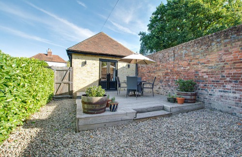 Hernhill House | The Old Stables - One Bedroom House, Sleeps 2