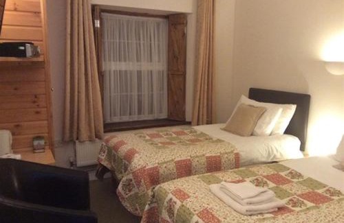 Winterbourne Bed & Breakfast | The Old Star