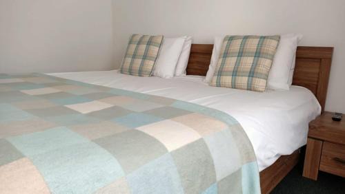 Rhiwbryfdir Villa | The Old Surgery