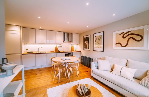Whitechapel Apartment | The Old Tea Factory - Brick Lane - Zone 1