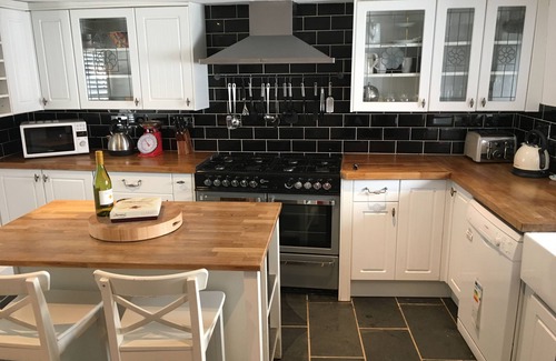 Looe Cottage | The Old Vicarage - a luxury seaside home steeped in Looe's history