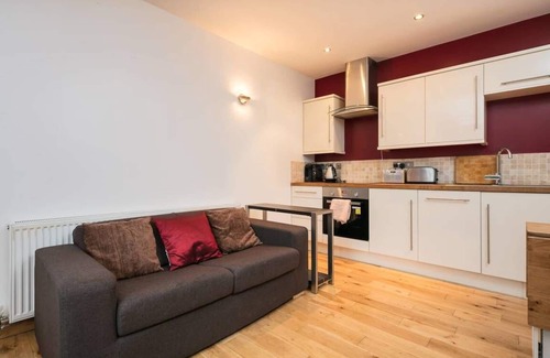 Prestwich Cabin | The Old Vicarage Lodge