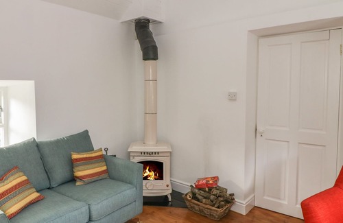 Shillelagh Cottage | THE OLD WHITE COTTAGE, pet friendly in Shillelagh, County Wicklow